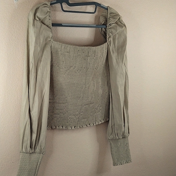 Gianni Bini Tops - Gianni Bini Angel Woven Khaki Blouse Crop Top Sedona Sunset LG.